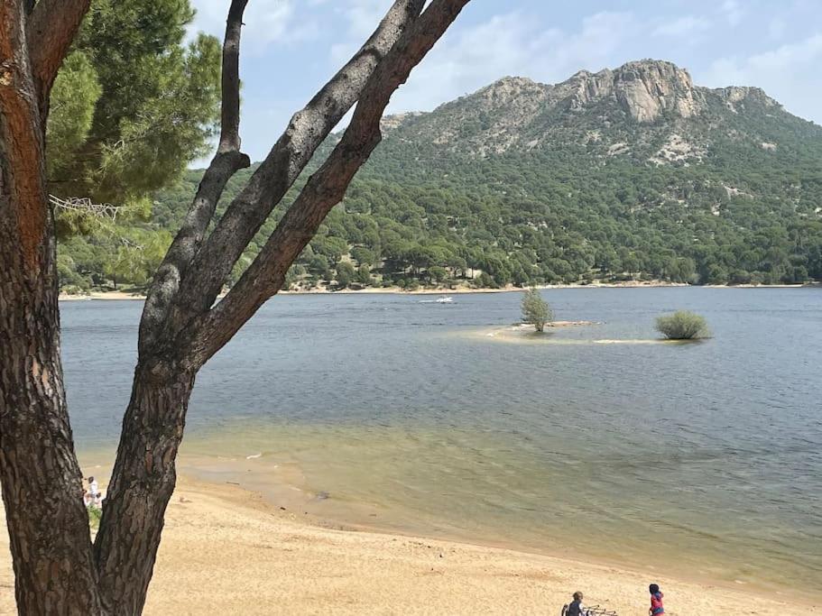 Apartamento De Lujo Vergel Suite San Martín de Valdeiglesias Εξωτερικό φωτογραφία