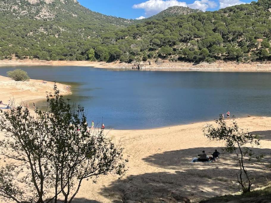 Apartamento De Lujo Vergel Suite San Martín de Valdeiglesias Εξωτερικό φωτογραφία